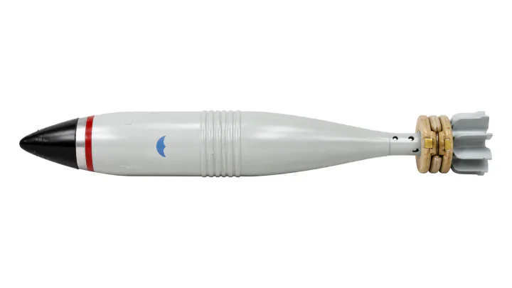 120 mm Mk15 illuminating mortar bomb