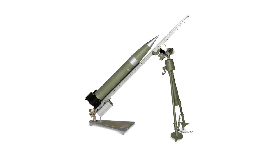 128 mm air target simulator, departing