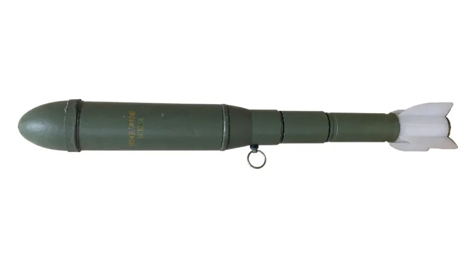 40 mm Illuminating Bullet-Trap Rifle Grenade
