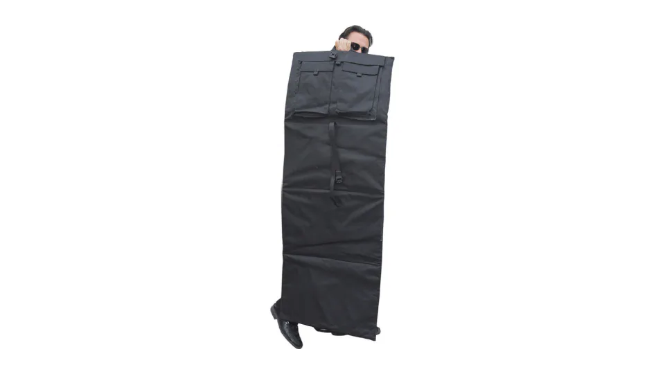 Ballistic case, Carried configuration