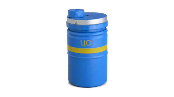 82 mm CS irritant can KD-M90