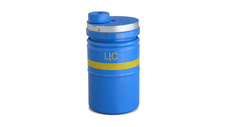 82 mm CS irritant can KD-M90
