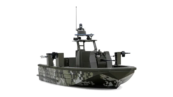 Multirole fast combat boat