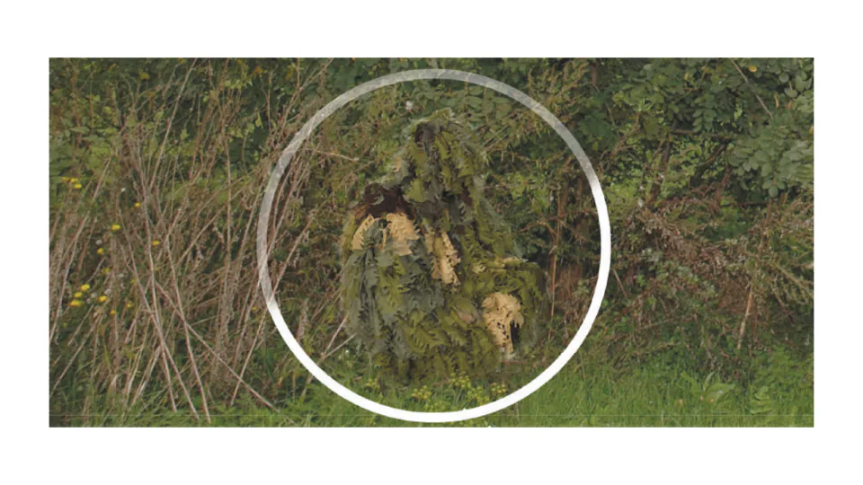 Sniper camouflage ghillie suit, Field camouflage demonstration